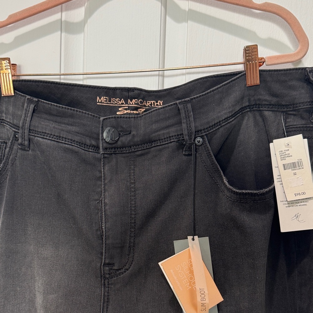 Seven7 Women's Boot Cut Jeans in Black